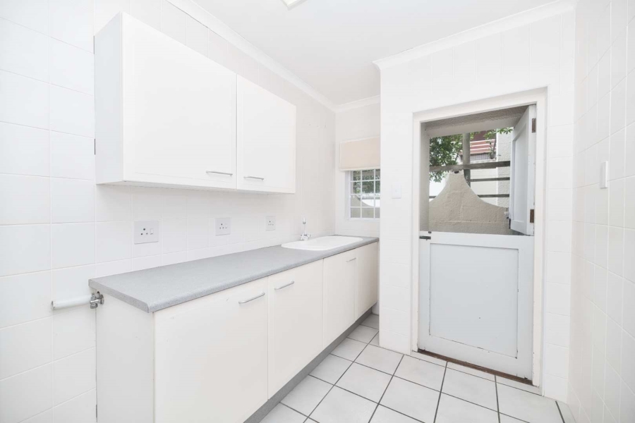 4 Bedroom Property for Sale in Voelklip Western Cape